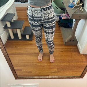 Cozy Black and White Patterned Knit Leggings